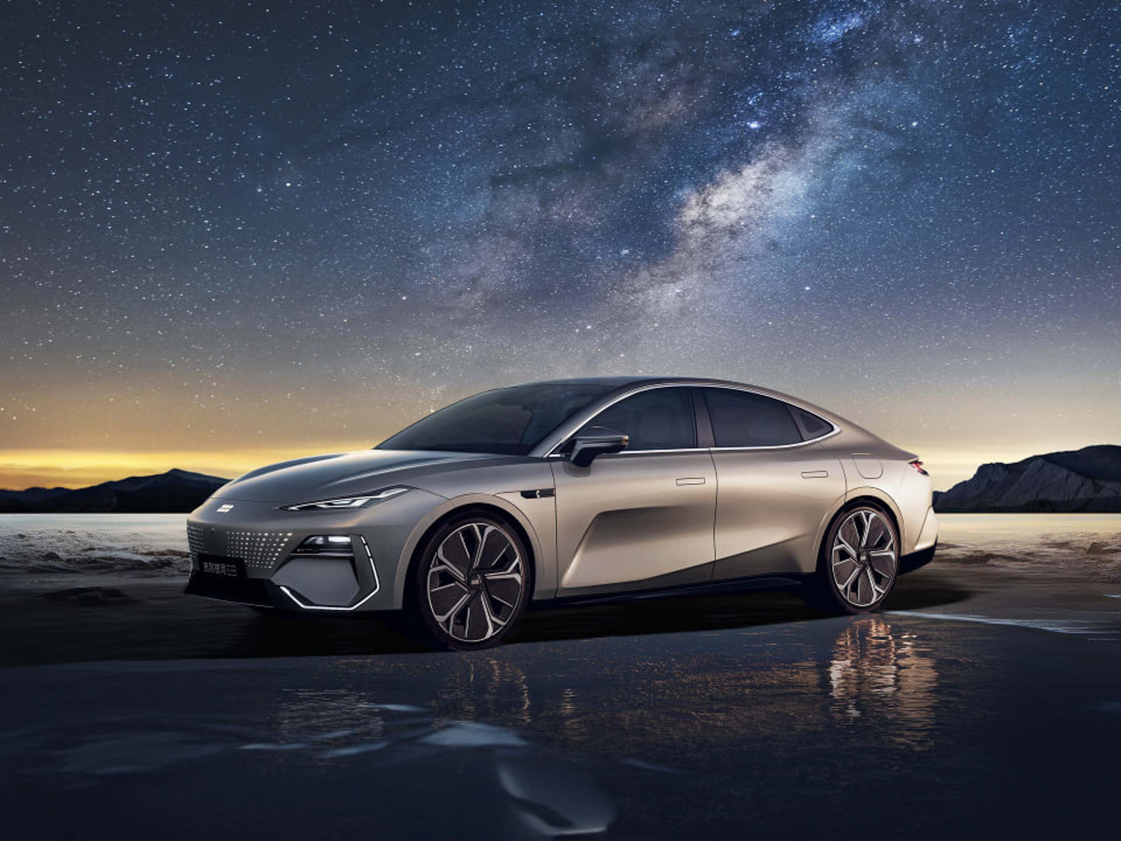 GALAXYE8.